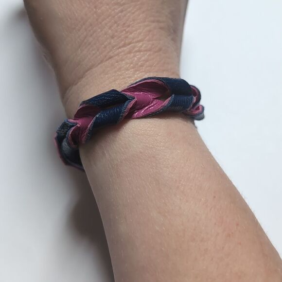 87 Navy Blue and Pink Twisted Leather Cuff Bracelet with Snap Button - Picture 5 of 5